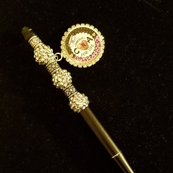 Beaded pen with charms - Picture 7 of 7